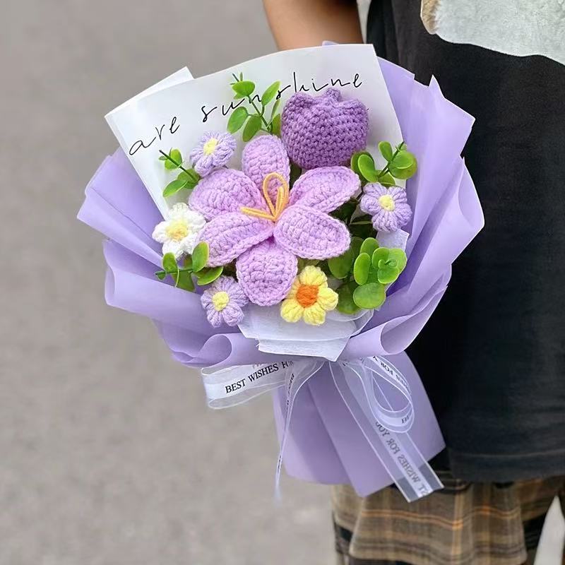 BloomForever™ — Handcrafted Crochet Flower Bouquet